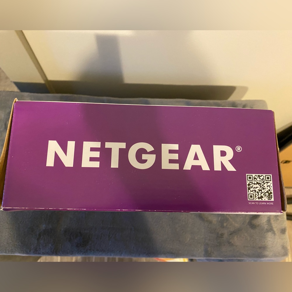 NetGear AC1600 Wi-fi Cable Modem Router (Model C6250) - Picture 6 of 11